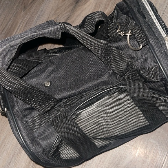 Sherpa Lined Deluxe Airline Approved Pet Carrier - Picture 12 of 16